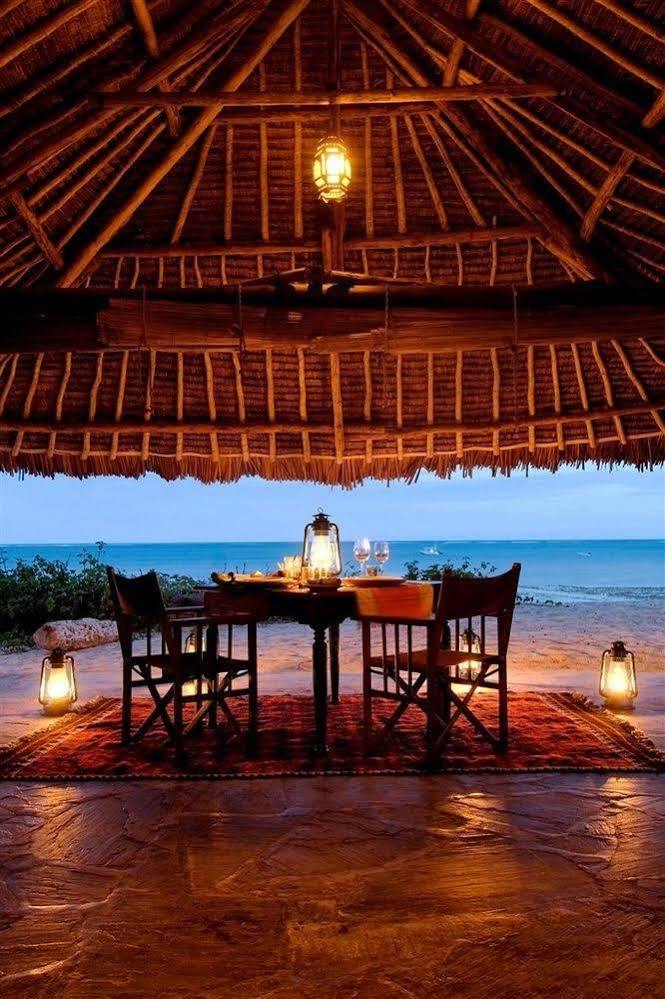 Hotel Kinondo Kwetu Diani Beach Zewnętrze zdjęcie